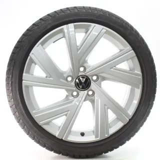 VW Golf 8 VIII GTI GTD R Winterräder Bergamo Pirelli 225/40R18 DOT25 5H0601025AB - Bild 4