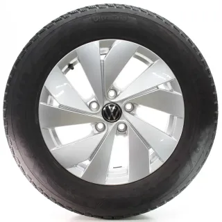VW Passat B9 Variant CJ5 Winterräder Belmont Goodyear 215/60R16 DOT24 3J0601025 - Bild 3