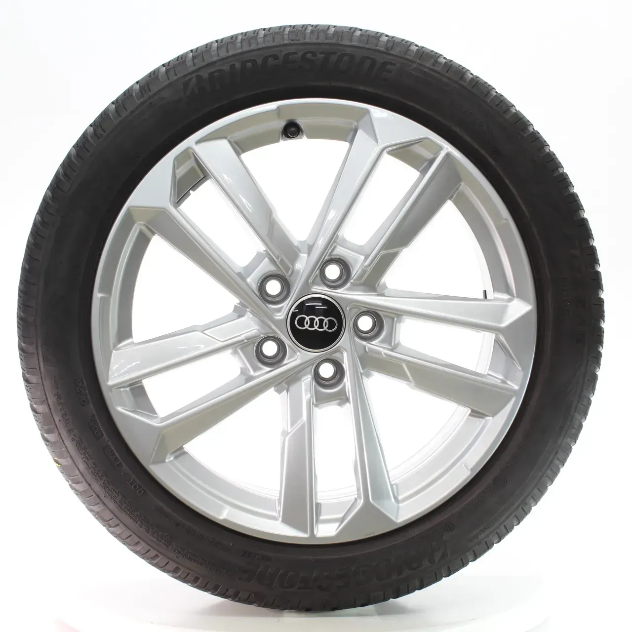 Audi A3 S3 8Y Winterräder 5-Arm-Doppelspeiche 205/50R17 93V DOT24 8Y0601025L - Bild 1