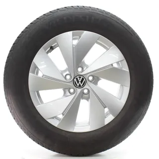 VW Tayron Tiguan CT1 Winterräder Belmont Vredestein 215/65R17 DOT25 571601025 - Bild 4