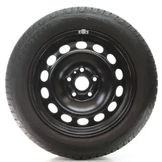 Audi A3 8V Cabrio Limo Winterräder Stahl Goodyear 205/55R16 DOT22 8V0601027A - Bild 2