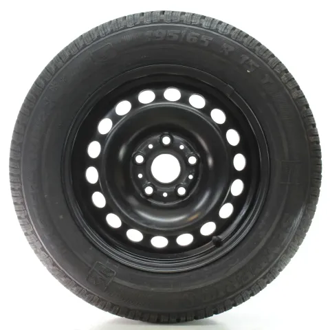 Background image for VW Golf 7 5G Seat Leon Winterräder Stahl Semperit 195/65R15 91T 5Q0601027BA/AT