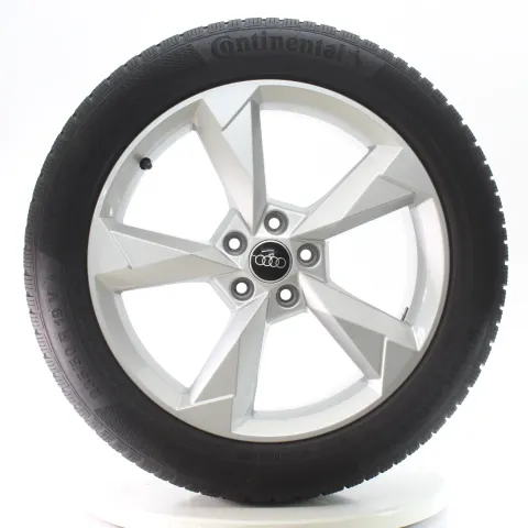 Background image for Audi Q3 F3 Winterräder 5-Arm-Dynamic-Design Conti 235/50R19 DOT25 83A601025N