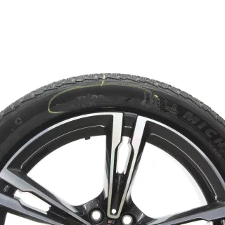 BMW M5 F90 Winterräder M Doppelspeiche 705 Michelin 265/40-285/40R19 8043663 - Bild 4