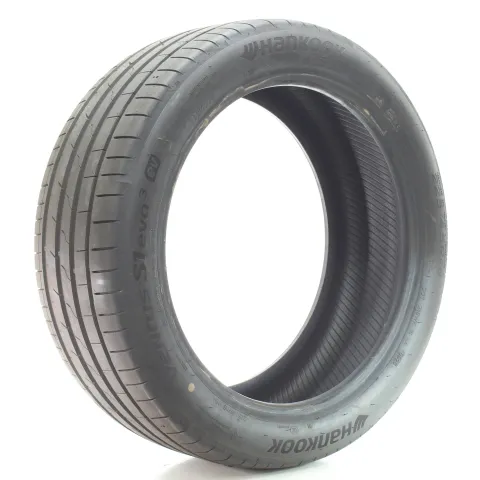 Background image for Sommerreifen Hankook Ventus S1 evo3 K127E ev * XL 225/45 R18 95H DOT26 DEMO
