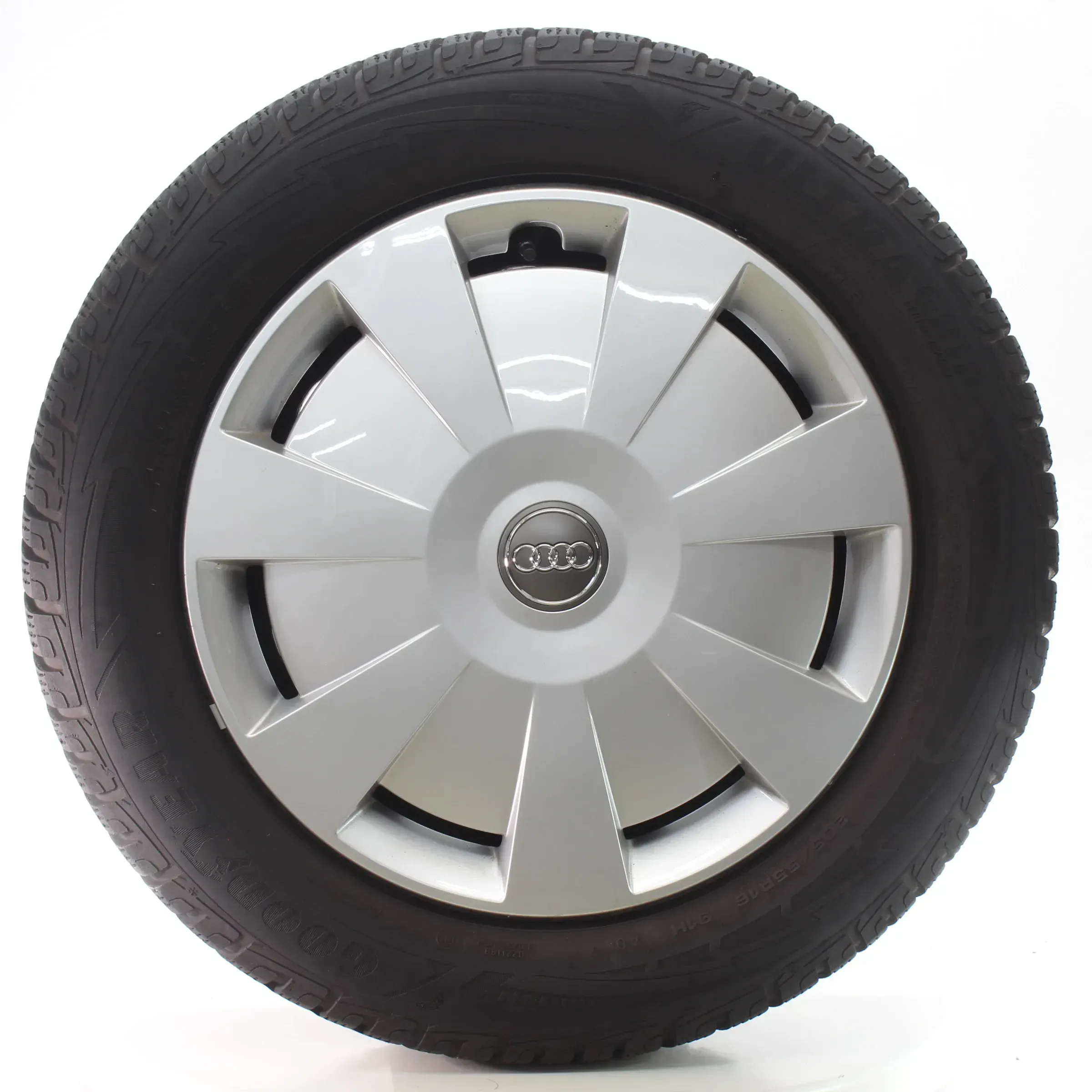 Audi A3 Cabrio Limousine 8V Winterräder Stahl Goodyear 205/55R16 91H 8V0601027A - Bild 1