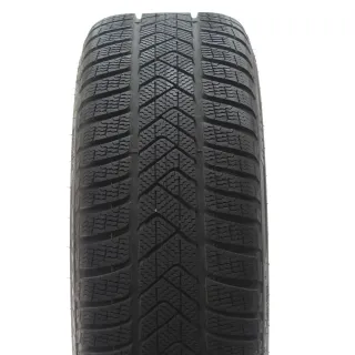 VW Golf 8 VIII GTI R CD1 Winterräder Bergamo Pirelli 225/40R18 DOT25 5H0601025AB - Bild 7