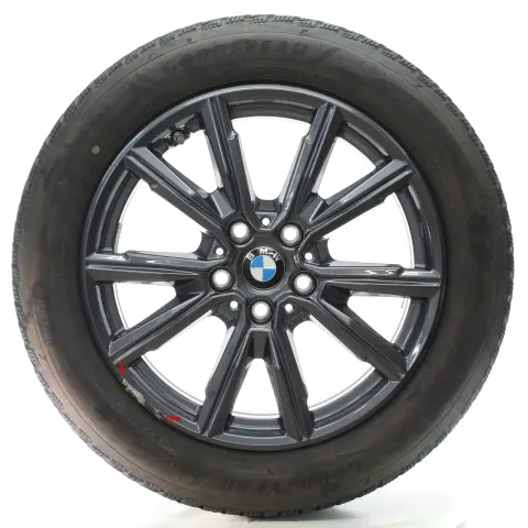Background image for BMW 1er F70 2er F74 Winterräder V-Speiche 967 Goodyear 205/55R17 DOT24 5A45270