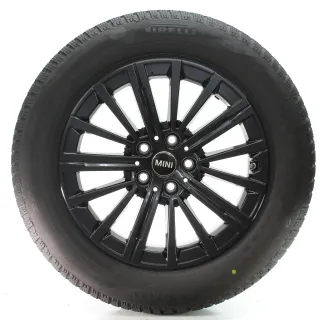 MINI Countryman U25 Winterräder V-Speiche 833 Pirelli 205/65R17 DOT25 5A094B2 - Bild 1