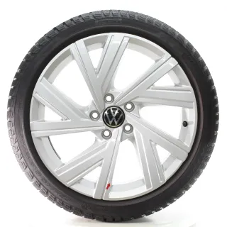 VW Golf 8 VIII CD1 Winterräder Bergamo Pirelli 225/40R18 92V DOT24 5H0601025AB - Bild 3
