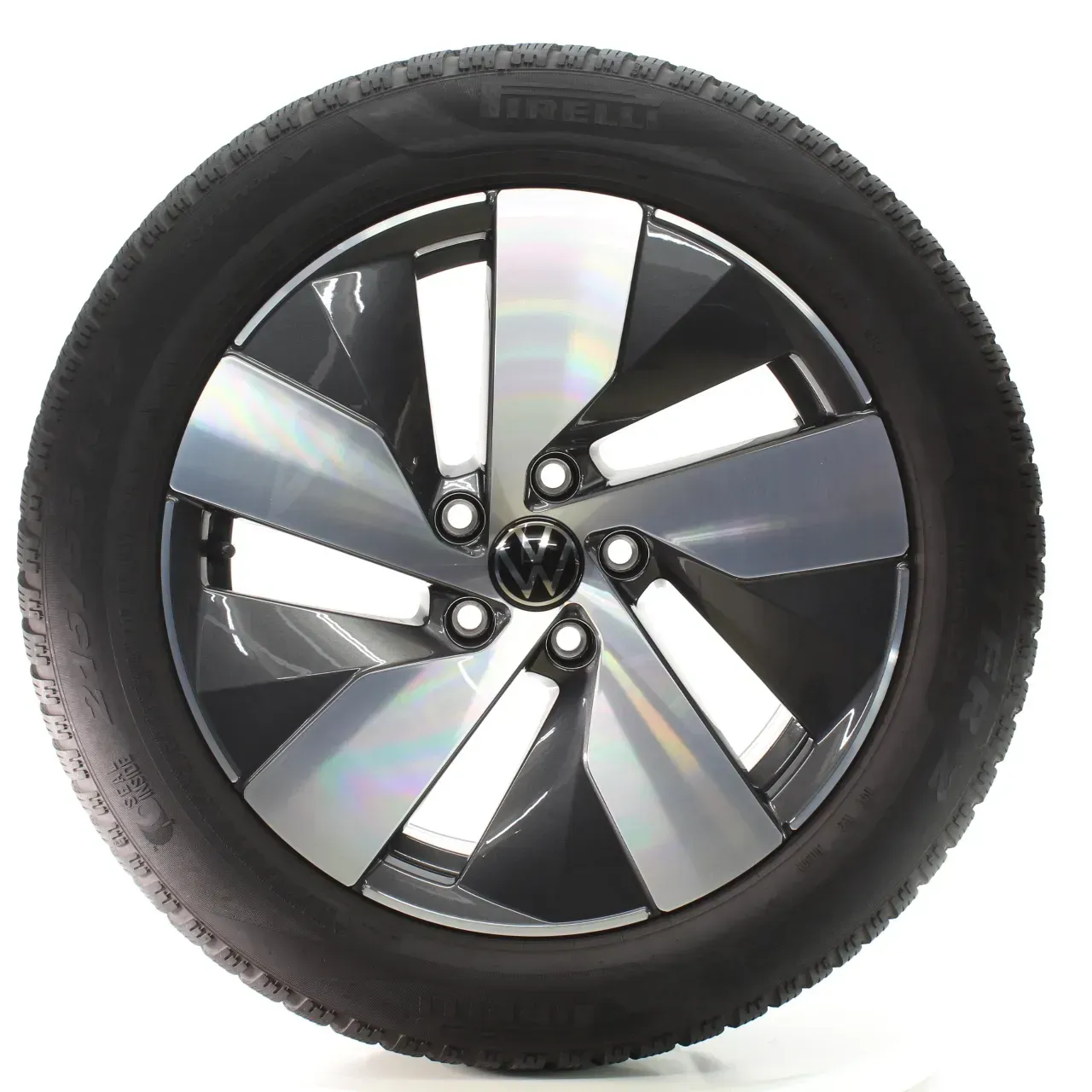 VW Passat B9 Variant CJ5 Winterräder Bologna Pirelli 215/55R17 DOT25 3J0601025B - Bild 1
