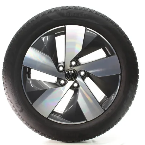 Background image for VW Passat B9 Variant CJ5 Winterräder Bologna Pirelli 215/55R17 DOT25 3J0601025B
