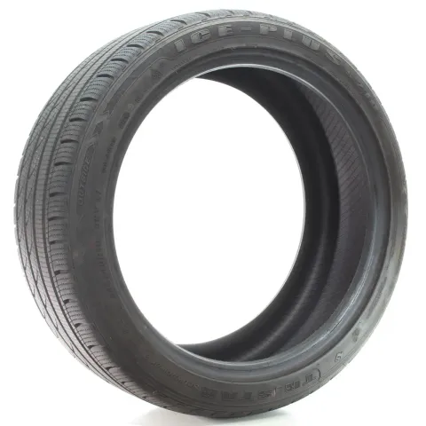 Background image for Winterreifen Tristar ICE Plus S210 XL Run Flat 245/40R19 98V DOT24