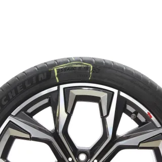 BMW 4er GC i4 G26 Sommerräder M Aerodynamik 860 245/40-255/40R19 DOT24 8747306 - Bild 2