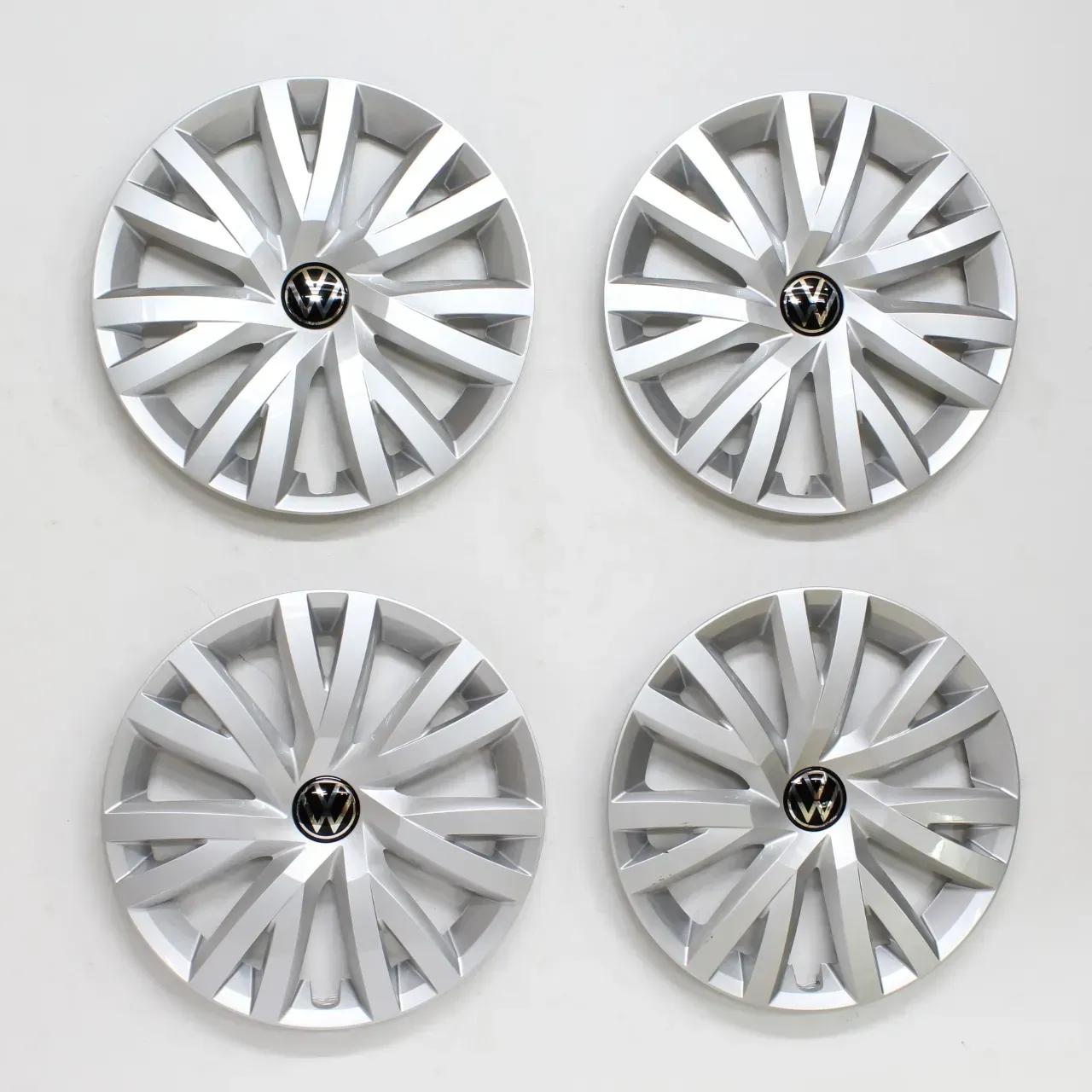 VW Golf 7 8 Radkappen 16 Zoll Radblenden Radzierblenden Original 5H0601147C 4Stk - Bild 1