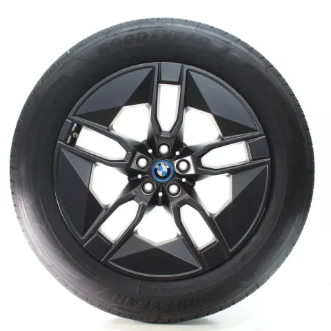 Background image for BMW IX I20 Winterräder Aerodynamik 1002 Goodyear 235/60R20 108H DOT24 5A67C46