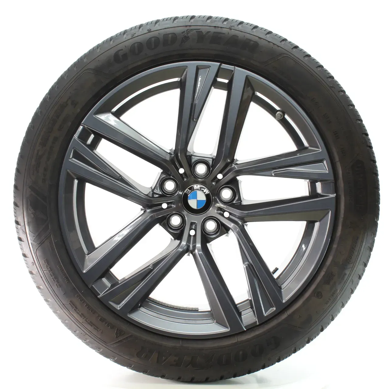BMW 4er GC i4 G26 Winterräder Doppelspeiche 853 Goodyear 245/45R18 DOT23 6896768 - Bild 1