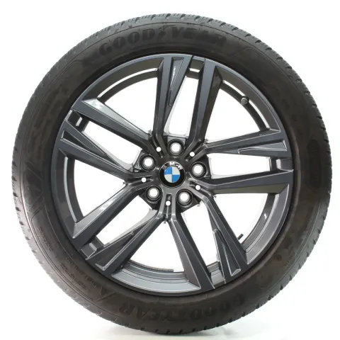 Background image for BMW 4er GC i4 G26 Winterräder Doppelspeiche 853 Goodyear 245/45R18 DOT23 6896768