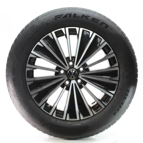 Background image for VW Tiguan CT1 Winterräder Napoli Falken 235/55R18 104H DOT25 571601025K