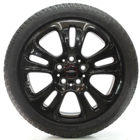 Background image for MINI Cooper F56 F55 F57 Winterräder JCW Double Spoke 510 185/50R17 DOT22 6855119