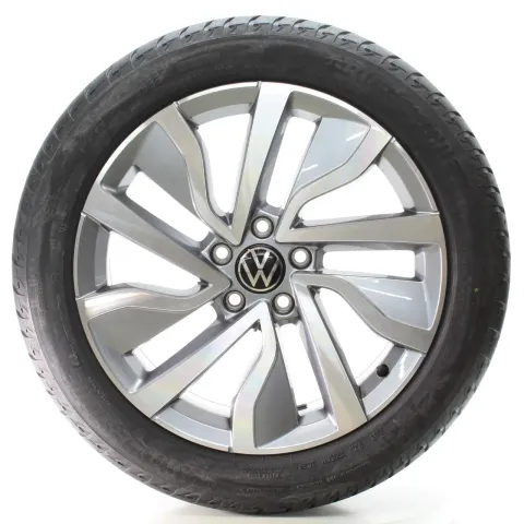 Background image for VW T-ROC A11 AC7 Sommerräder Portimao Bridgestone 215/50R18 DOT24 2GA601025AD