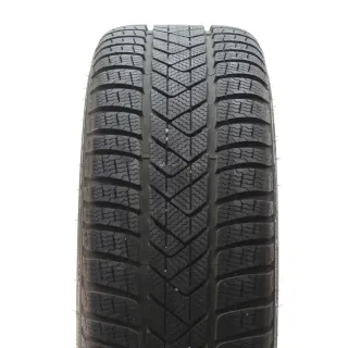 VW Golf 8 VIII CD1 Winterräder Bergamo Pirelli 225/40R18 DOT24 5H0601025AB - Bild 7