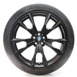 BMW X7 G07 Winterräder M V-Speiche 755 Pirelli 275/40-315/35R22 DOT25 8074221 - Bild 2