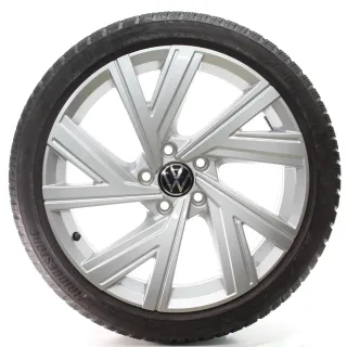 VW Golf 8 VIII CD1 Winterräder Bergamo Bridgestone 225/40R18 92V 5H0601025AB - Bild 3