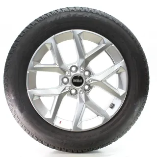 MINI Countryman U25 Winterräder Y-Speiche 896 Pirelli 205/65R17 100H DOT24 68982 - Bild 4