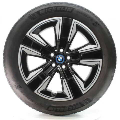 Background image for BMW IX3 G08 Winterräder Aerodynamikrad 842 Michelin 245/50R19 105V 6895627