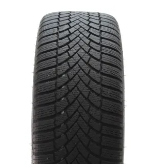 VW Golf 8 VIII CD1 Winterräder Bergamo Bridgestone 225/40R18 DOT25 5H0601025AB - Bild 8