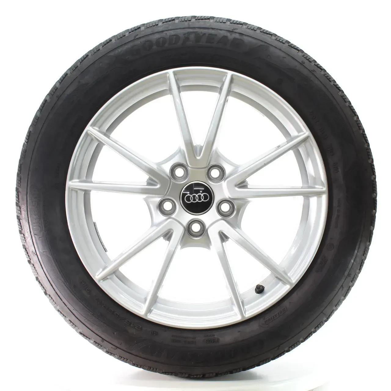 Audi A5 FU B10 Winterräder 5-Doppelspeichen Goodyear 215/55R17 DOT24 8B3601025A - Bild 1