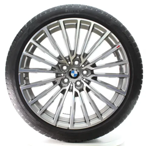 Background image for BMW 6er G32 7er G11 Winterräder Vielspeiche 777 Pirelli 245/40-275/35R20 6887602