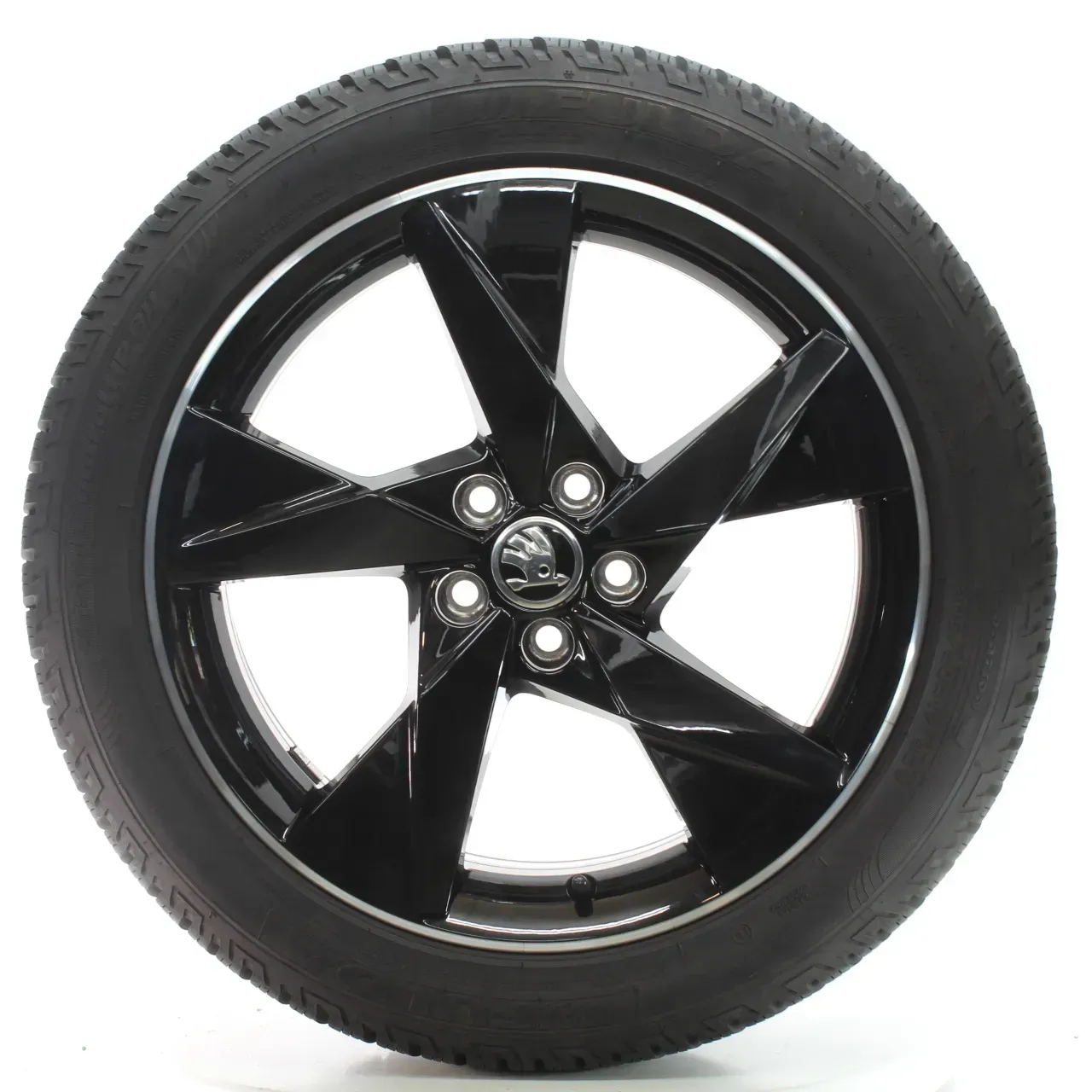 Skoda Kamiq NW4 Winterräder Volans Fulda 205/50R17 93V 657601025C - Bild 1