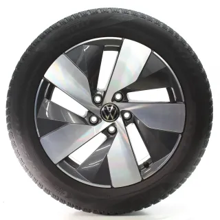 VW Passat B9 Variant CJ5 Winterräder Bologna Pirelli 215/55R17 DOT25 3J0601025B - Bild 4