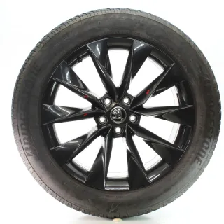 Skoda Enyaq IV 5A Winterräder Crystal Schwarz Bridgestone 235/55R19 5LA601025AP - Bild 2