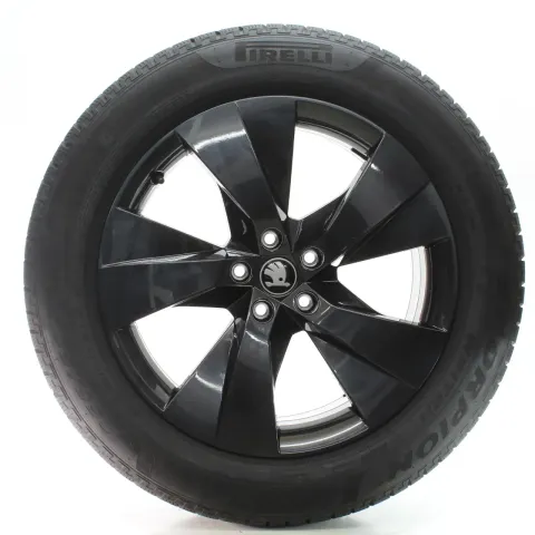 Background image for Skoda Enyaq IV NY Winterräder 5-Speichen 235/55-255/50R19 101T DOT24 5LA601025CN
