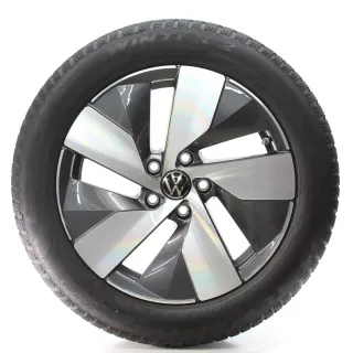 VW Passat B9 Variant CJ5 Winterräder Bologna Pirelli 215/55R17 DOT25 3J0601025K - Bild 2