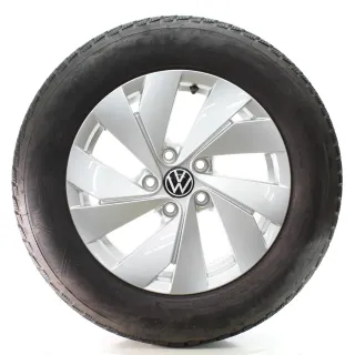 VW Passat B9 Variant CJ5 Winterräder Belmont Goodyear 215/60R16 DOT25 3J0601025 - Bild 4