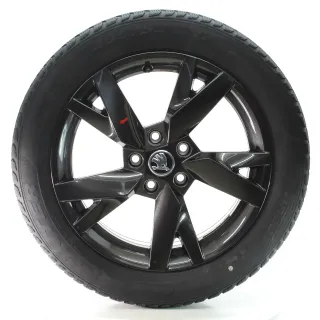 Skoda Octavia IV NX Winterräder Lyra Schwarz Pirelli 205/55R17 95T 5E3601025AE - Bild 4