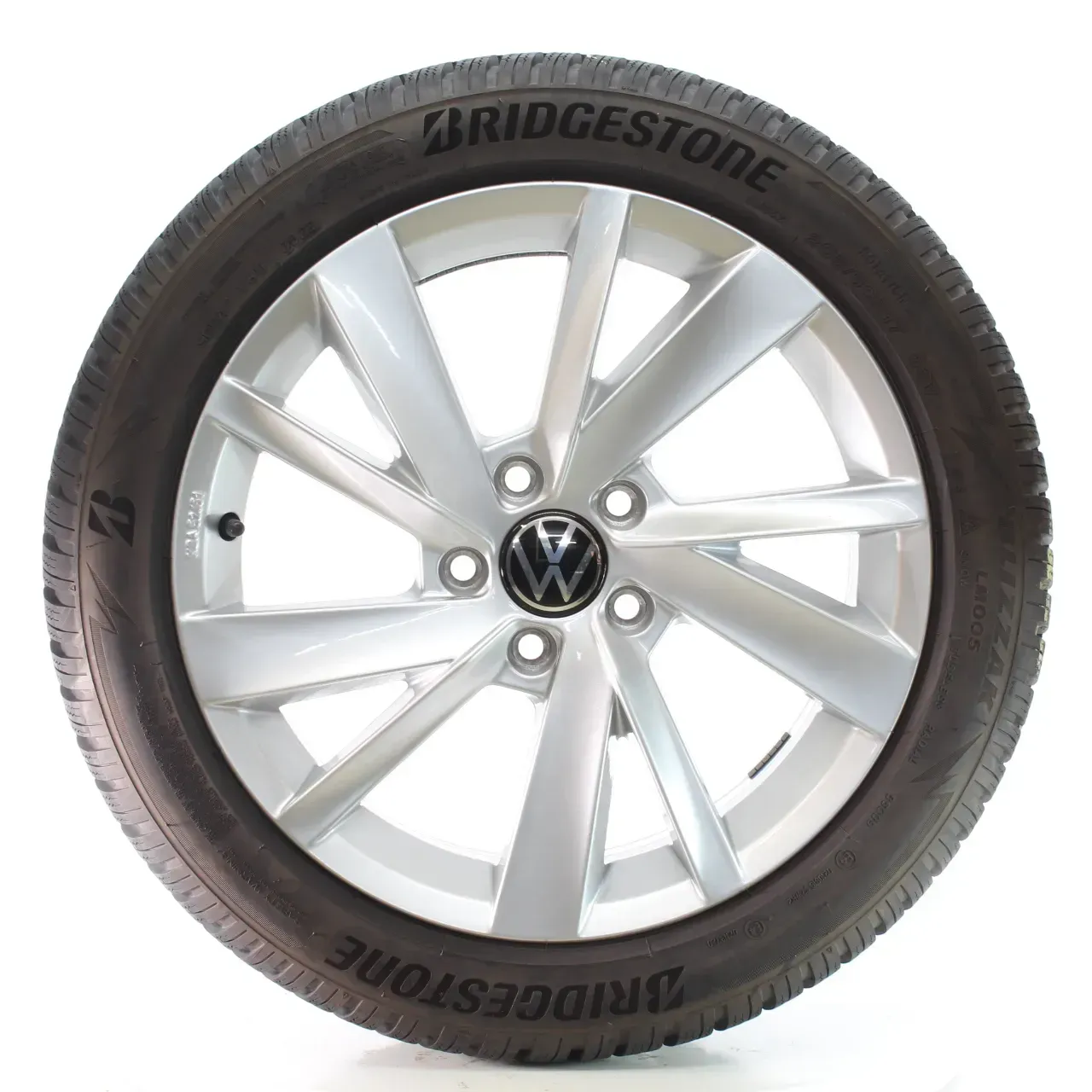 VW Golf 8 VIII CD1 CG5 Winterräder Gavia Bridgestone 205/50R17 93V 5H0071497 - Bild 1