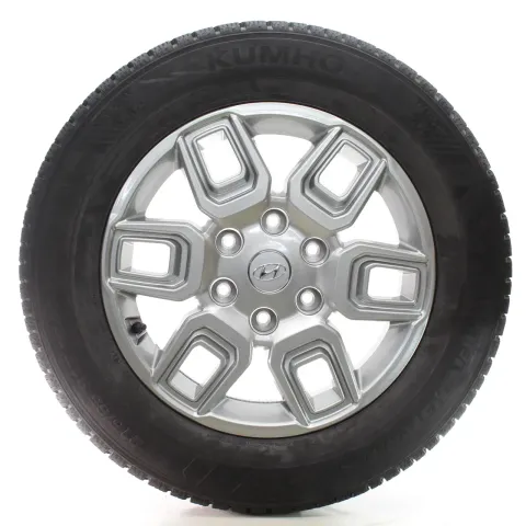 Background image for Hyundai Staria Kasten US4 Winterräder Wheel Assy 215/65R17 DOT24 52910-CG910
