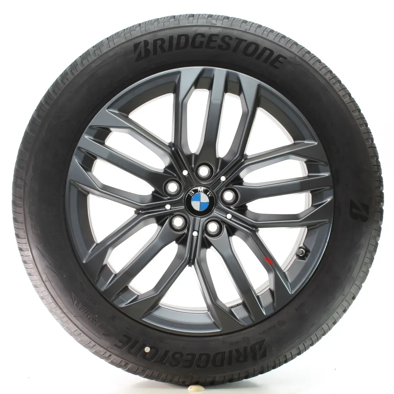 BMW X1 iX1 U11 X2 iX2 U10 Winterräder Doppelspeiche 879 205/60R18 DOT24 6898046 - Bild 1