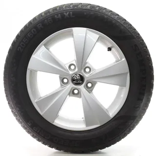 Skoda Octavia IV NX Winterräder Velorum Semperit 205/60R16 DOT25 5E3601025BE - Bild 2