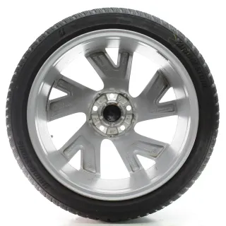 VW Golf 8 VIII CD1 Winterräder Bergamo Bridgestone 225/40R18 DOT23 5H0601025AB - Bild 5