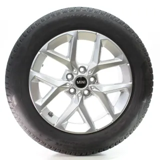MINI Countryman U25 Winterräder Y-Speiche 896 Pirelli 205/65R17 100H DOT24 68982 - Bild 3