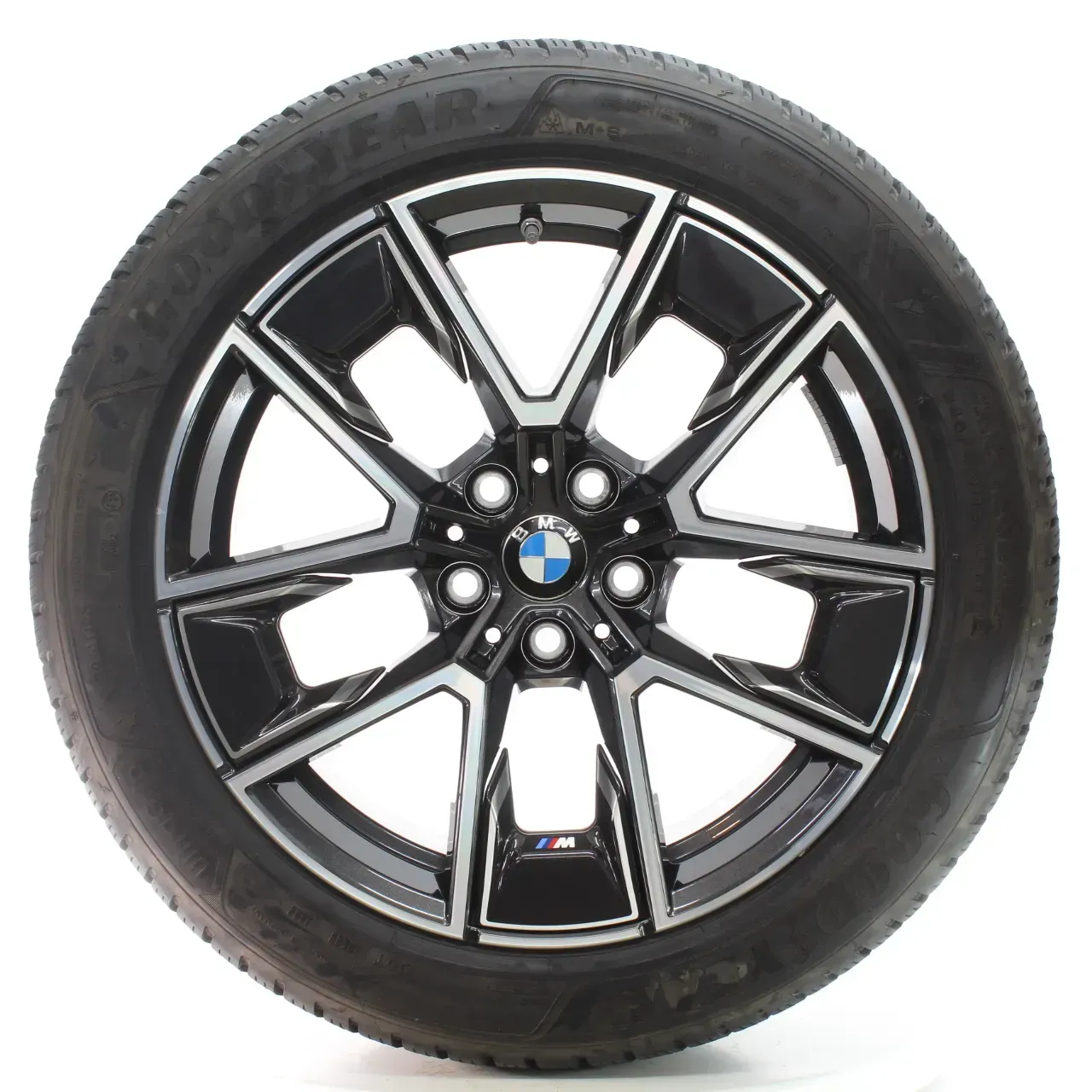 BMW 4er i4 G26 Winterräder M Aerodynamikrad 858 Goodyear 245/45R18 DOT24 8747286 - Bild 1