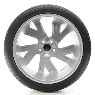 VW Golf 8 VIII CD1 Winterräder Bergamo Hankook 225/40R18 DOT25 5H0601025AB - Bild 5