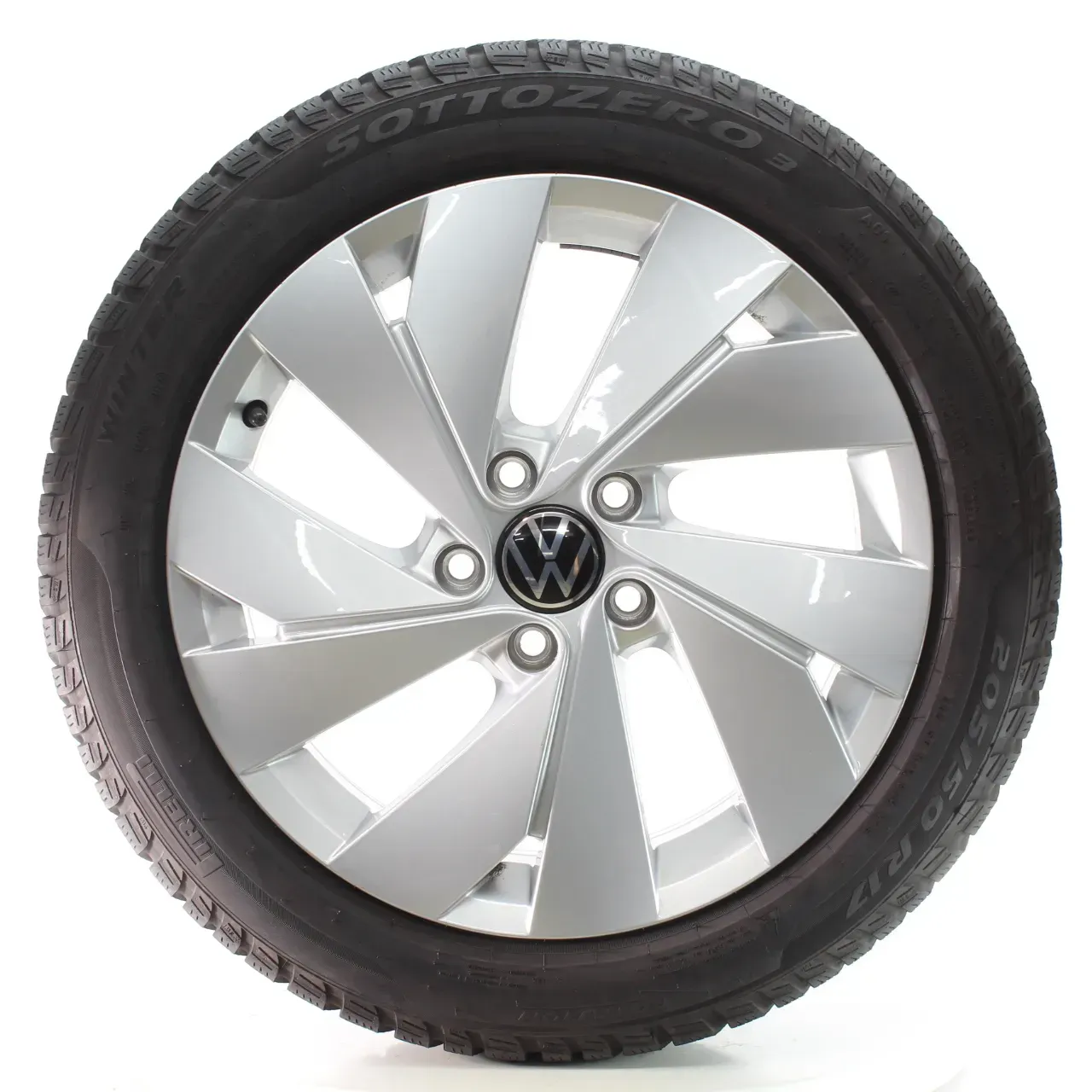 VW Golf 8 VIII CD1 CG5 Winterräder Belmont Pirelli 205/50R17 DOT25 5H0601025B - Bild 1