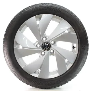 VW Golf 8 VIII CD1 Winterräder Belmont Bridgestone 205/50R17 DOT25 5H0601025B - Bild 4